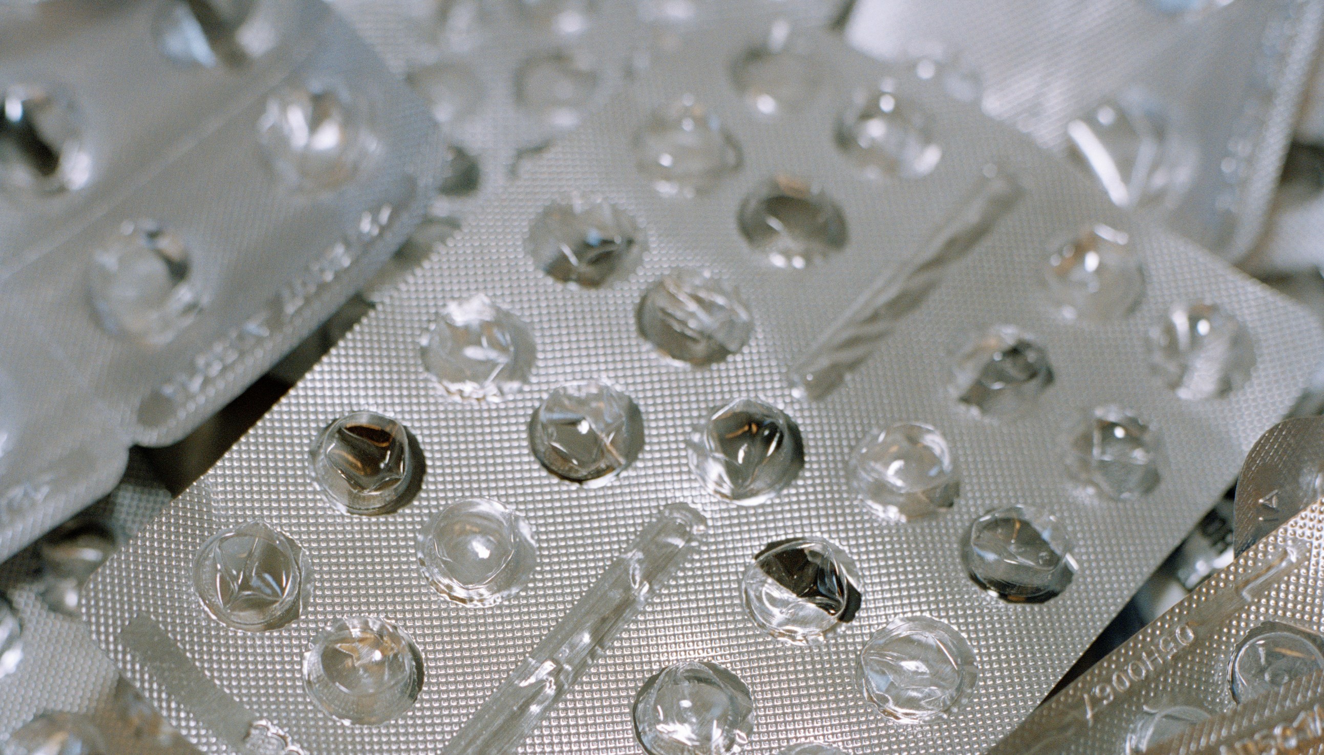 Tomma ark för tabletter.