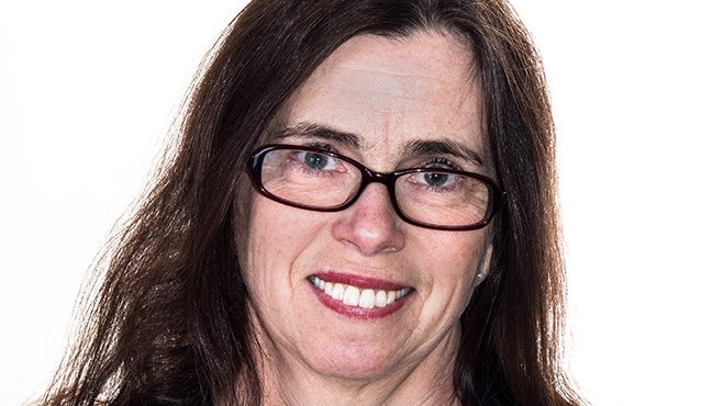 Porträttbild på Laila